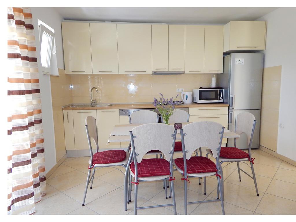 Apartments Nedjeljka Ražanj Cameră foto