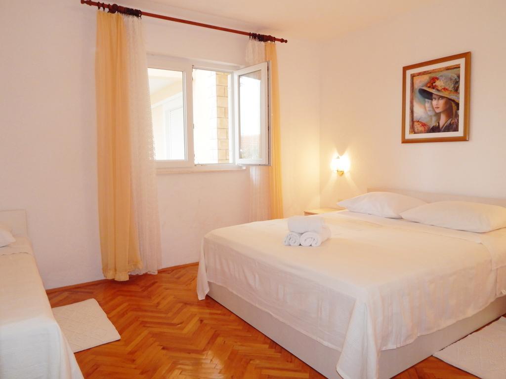 Apartments Nedjeljka Ražanj Cameră foto